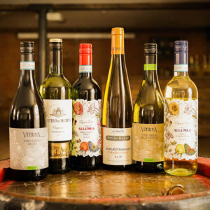 The Organic Wine Case - Hook Norton Brewery