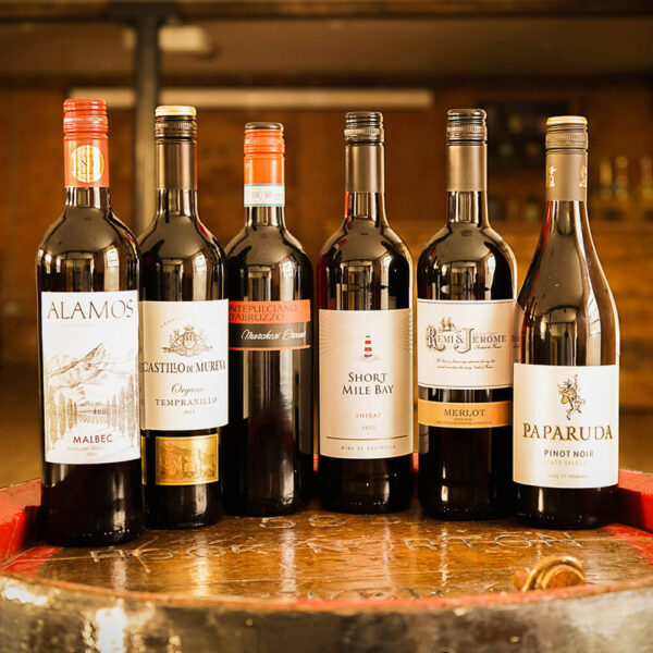 The Simply Red Wine Case - Hook Norton Brewery 01
