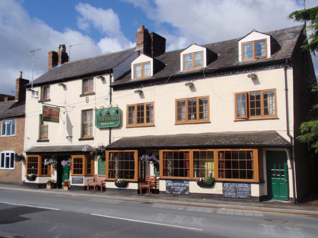 COACH AND HORSES, SHIPSTONONSTOUR Hook Norton Brewery